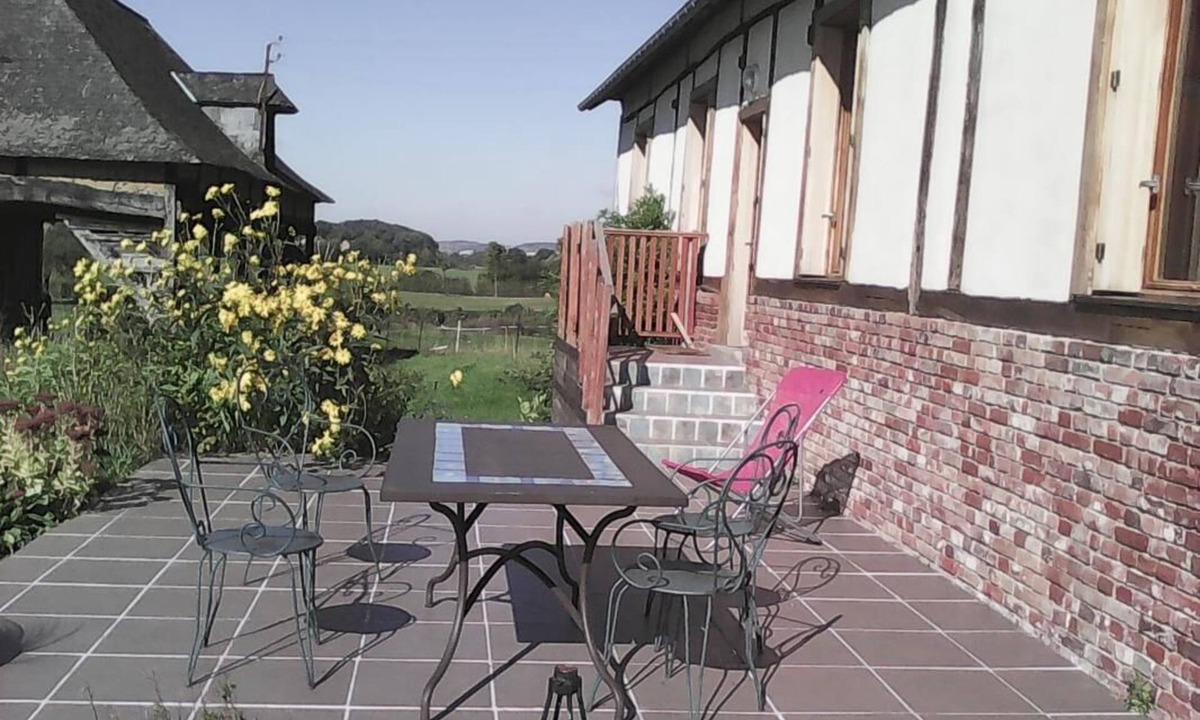 Bures-en-Bray House | Gîtes de France® - The Bray Owl