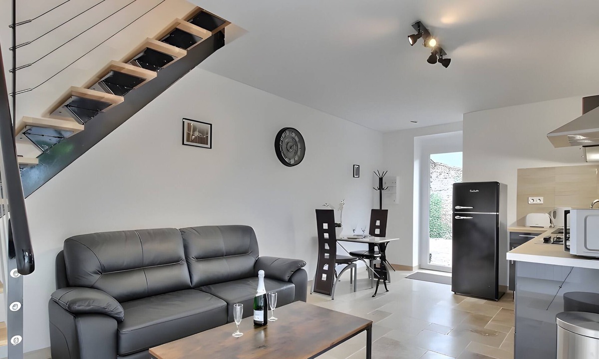 Jugon-les-Lacs-Commune-Nouvelle House | Gîtes des Lacs - Le Muscat: Shared Pool, Sauna & Jacuzzi, Private Terrace, Wi-Fi