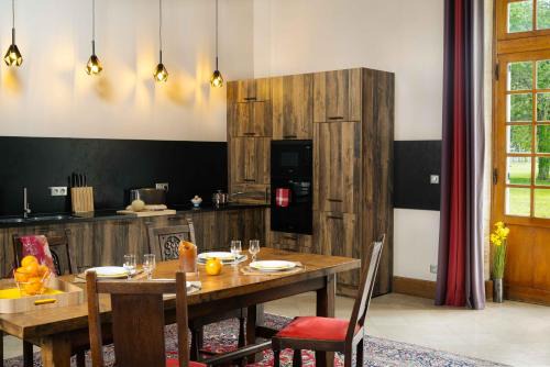 Crepon Apartment | Gîtes La Grande Ferme Crépon - à la campagne 5mn d'Arromanches et 10mn de Bayeux