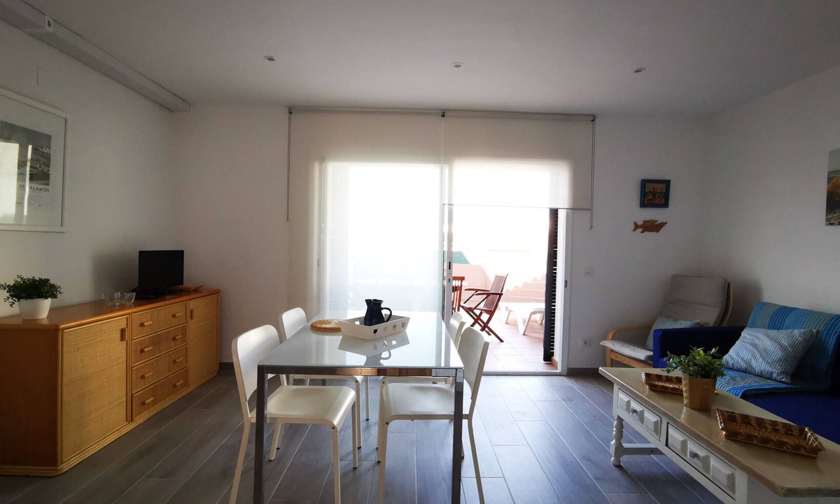 Palamos House | G6-HOUSE AT 100 M FROM THE BEACH LA FOSCA - 2/4 PERS.