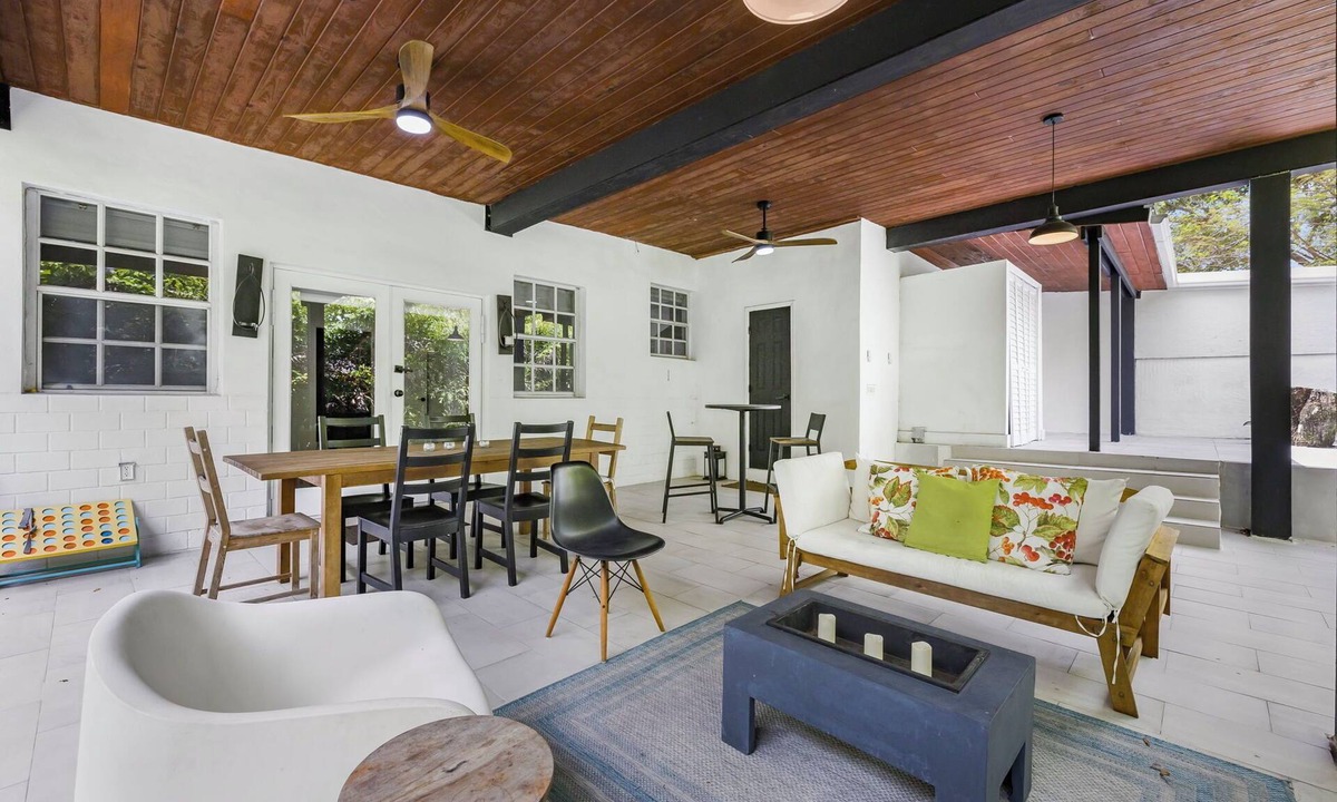 Flagami House | Gables Luxe Boho Retreat - Late Checkout