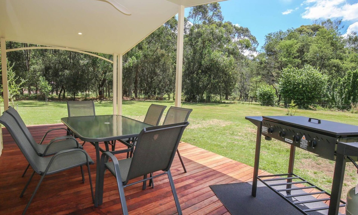 Wandiligong House | GABLES: Wandiligong township