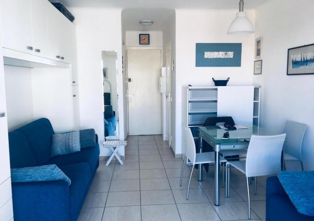 Menton Apartment | Gabriella