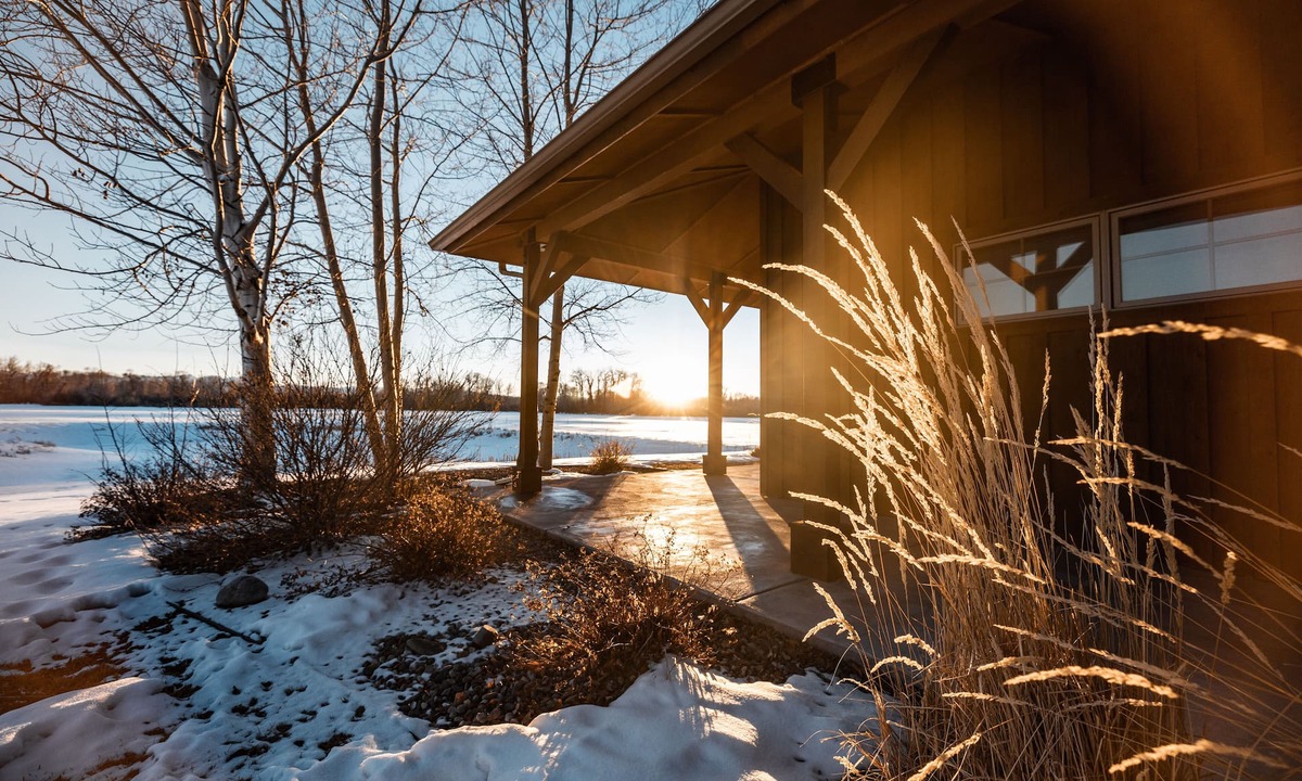 Bozeman Cabin | Gallatin River Lodge