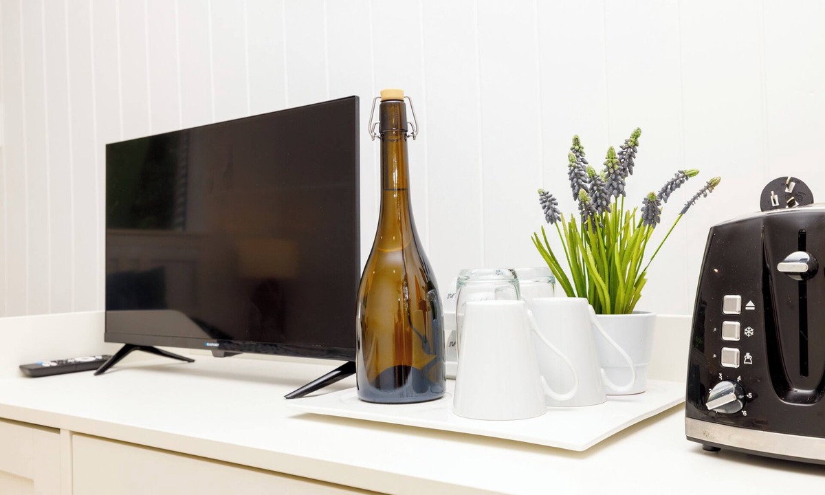 Eagle Heights Cabin | Gallery Walk Studio