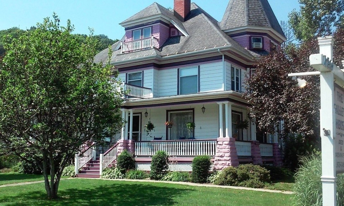 Olean Bed & Breakfast | Gallets House B&B