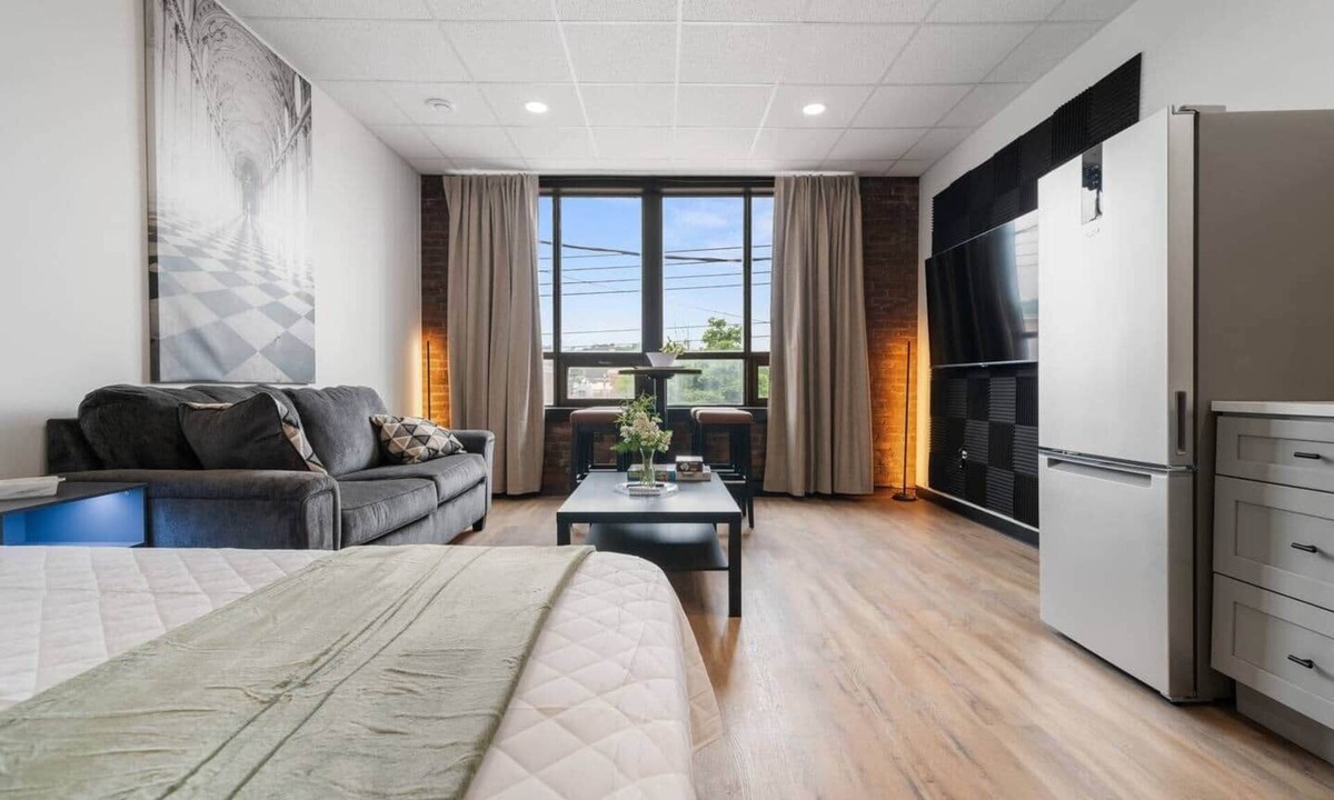 New Glasgow Apartment | Game Night @ The MillRows Suites