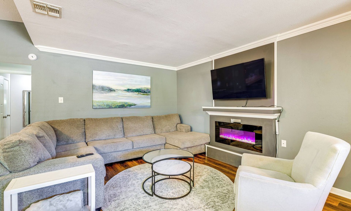 Bay Area House | Game Room & Grill: Family Home in Corpus Christi!