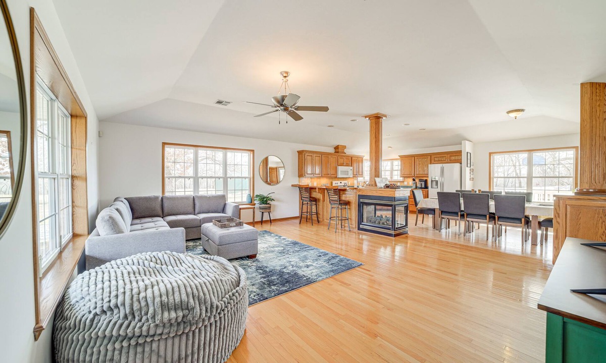 Craig County House | Game Room & Large Yard: Vinita Farmhouse!
