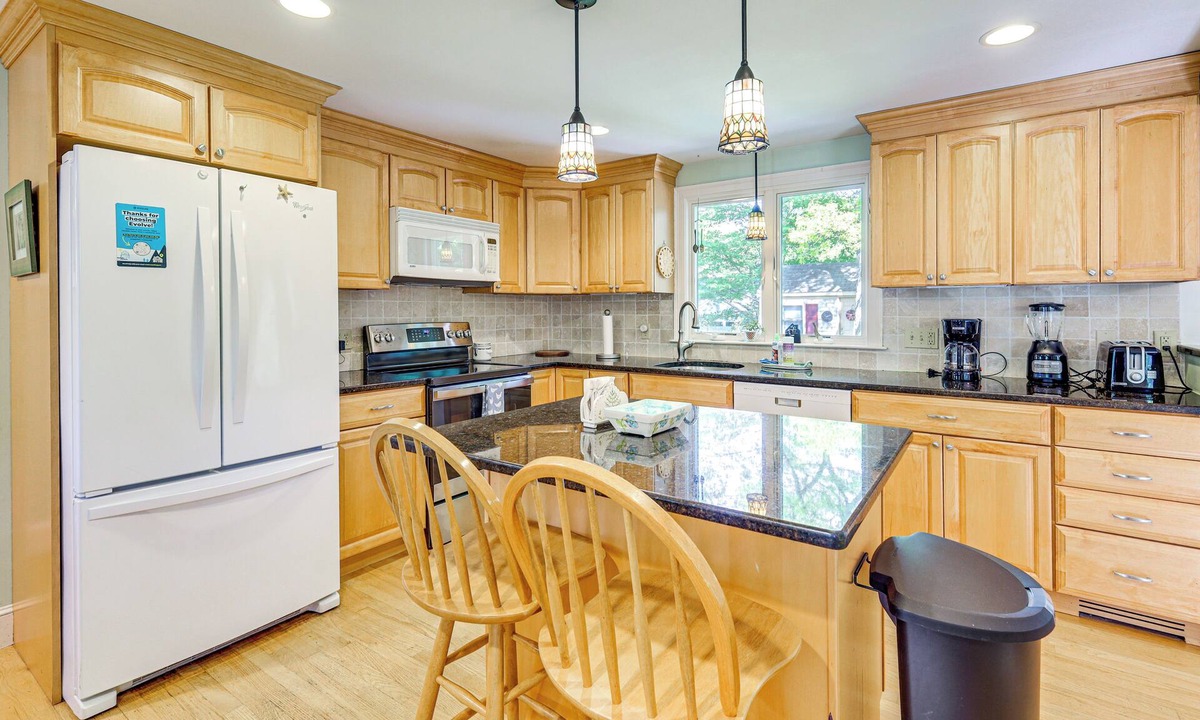 Centerville Cottage | Game Room + Patio: Quiet Centerville Beach Base