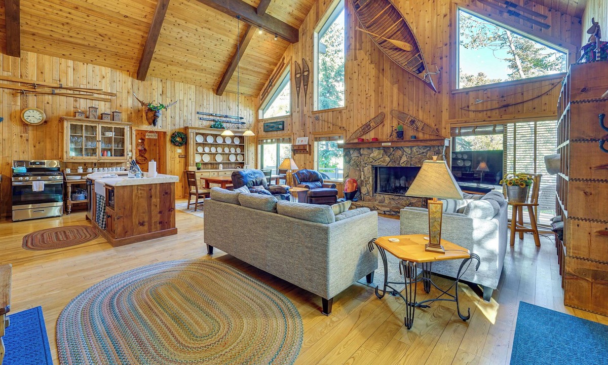 Columbine Lake Cabin | Game Room + Views: Cabin Near Purgatory Resort!
