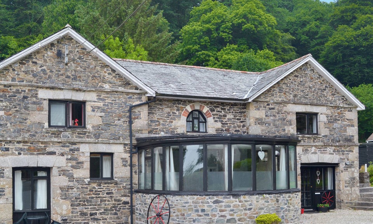 Liskeard Cottage | Gamekeepers Apt - CV20