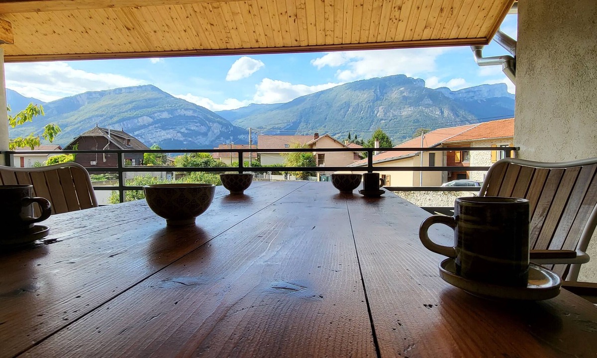 Saint-Egreve Apartment | 'games of Home' - Appartement-maison Proche Grenoble