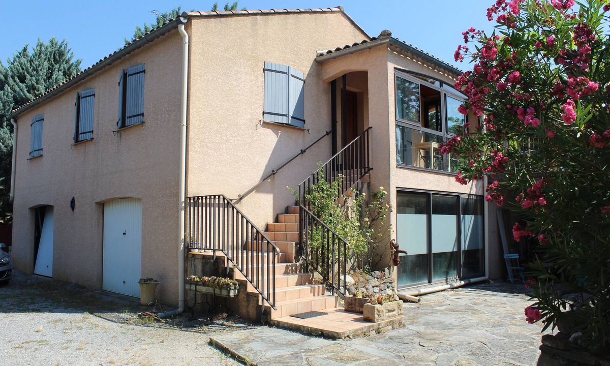 Ganges House | Ganges : Belle Villa Avec Jardin