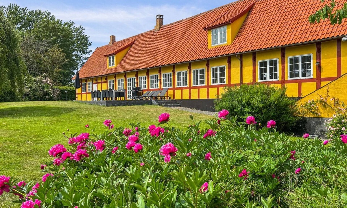 Østermarie House | "Garbine" - 1.5km from the sea by Interhome