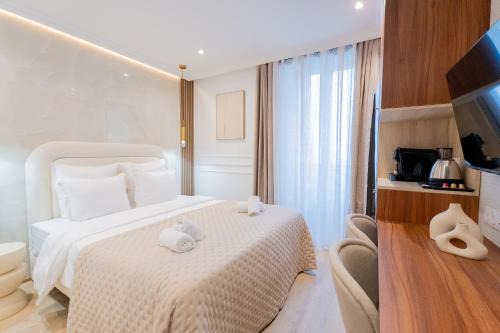 Hopital Saint-Louis Hotel | Garbo Hôtel
