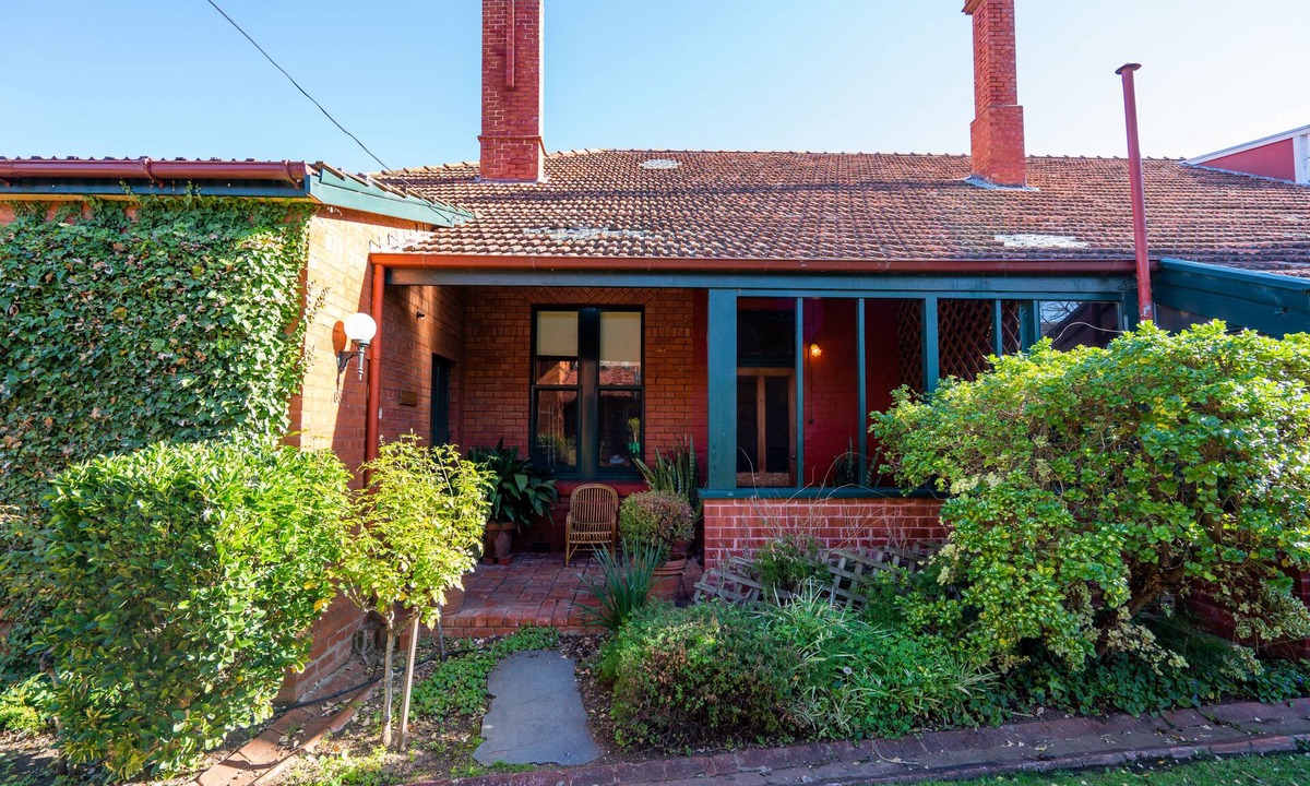 North Adelaide Apartment | Garden and Loft Apartment - Mansion Buxton