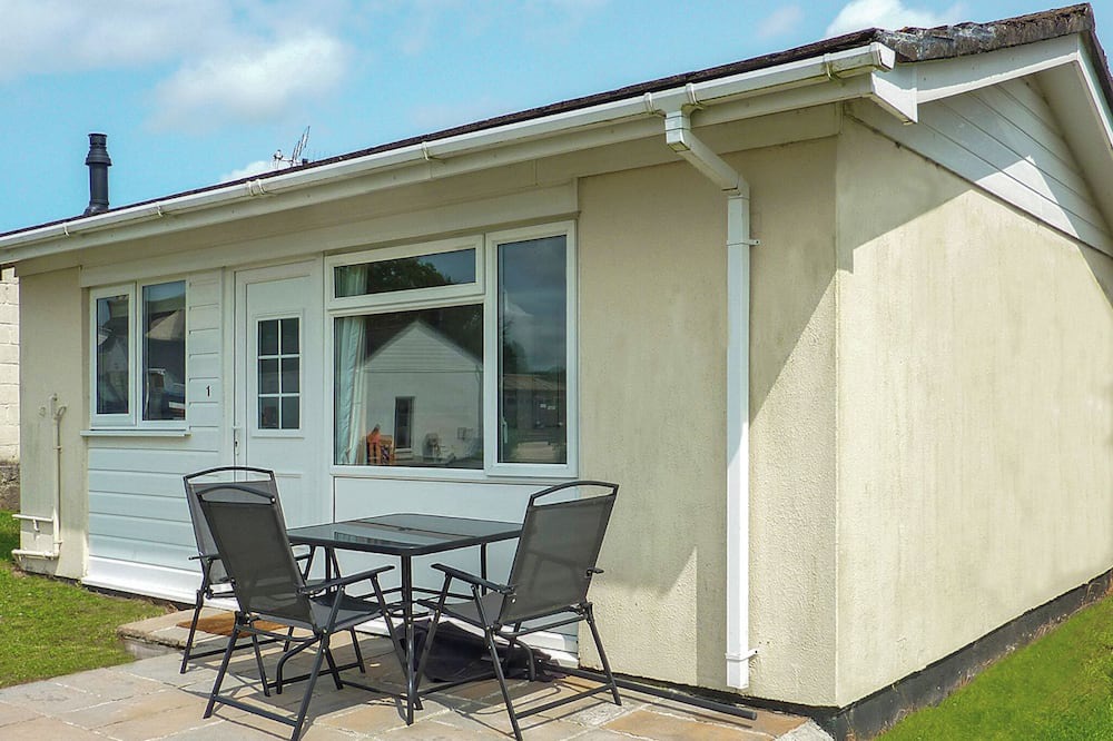 Hewas Water Cottage | Garden Cottage 1 (Pet)