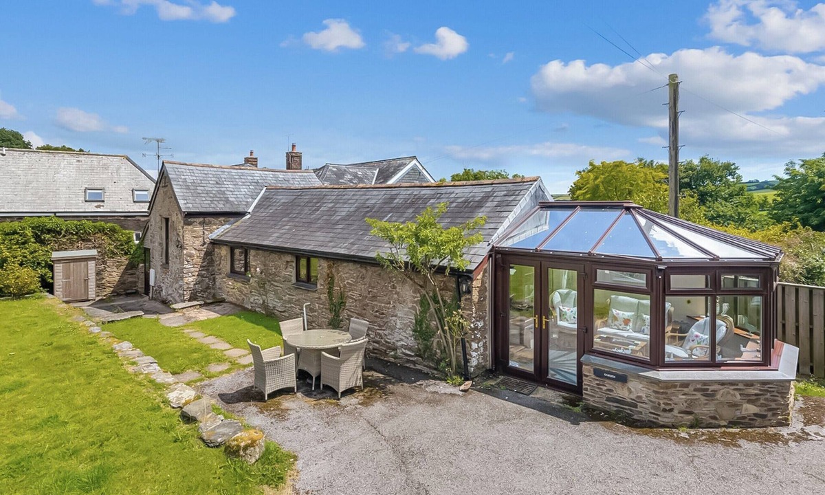 Totnes Cottage | GARDEN COTTAGE - CP28