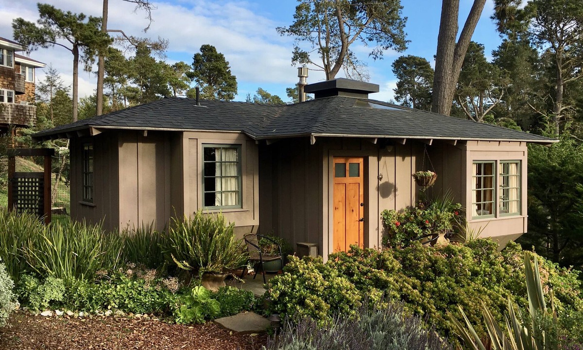 Lodge Hill Cottage | Garden Cottage Retreat