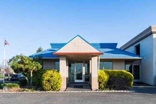 South Plainfield Hotel | Garden Executive Hotel