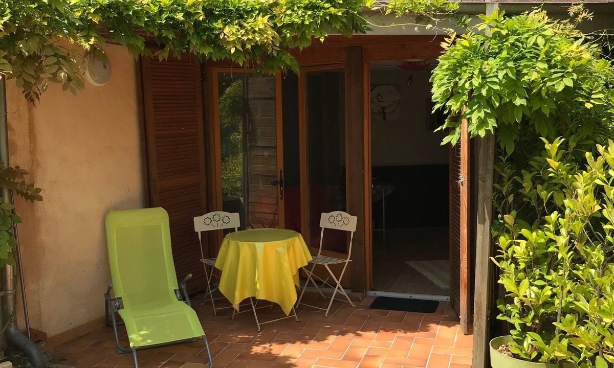 Saint-Florent-sur-Cher House | GARDEN GROUND APARTMENT