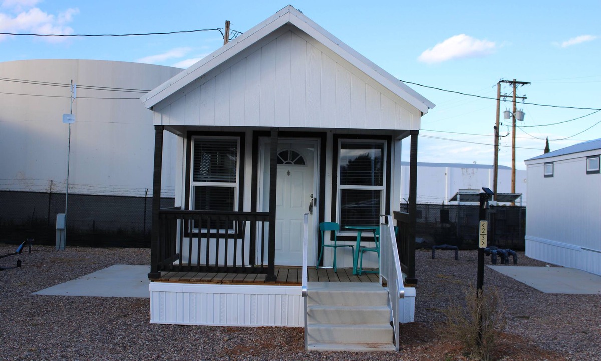 Sierra Vista Cabin | Garden Grove Cottage #1