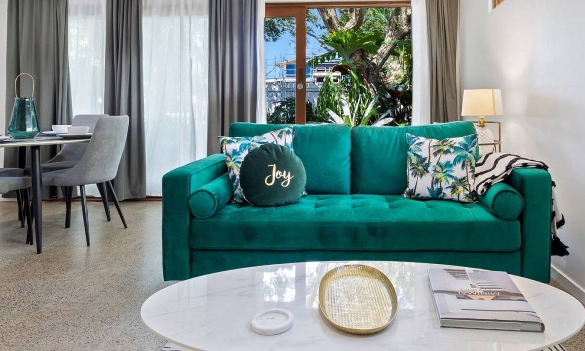 Tewantin Apartment | Garden Hideaway