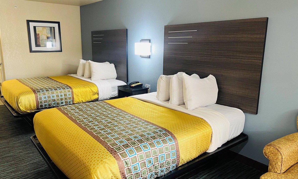 Capital View Hotel | Garden Inn and Suites Little Rock