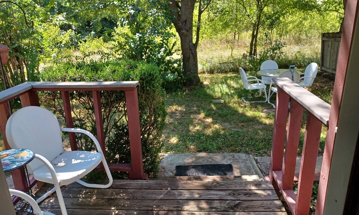 Claremore Cottage | Garden Room and Living area/Kitchen downstairs
