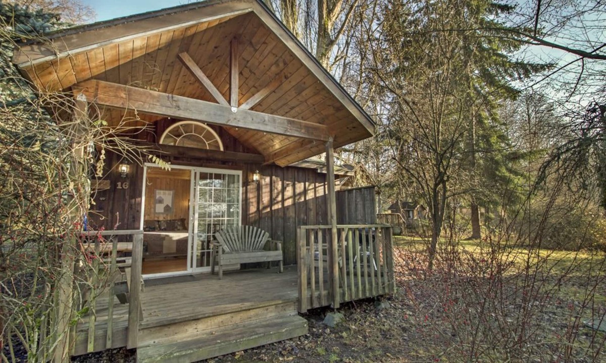 Eastsound Resort | Garden Studio Partial View - 1 min walk to prime west-facing beach