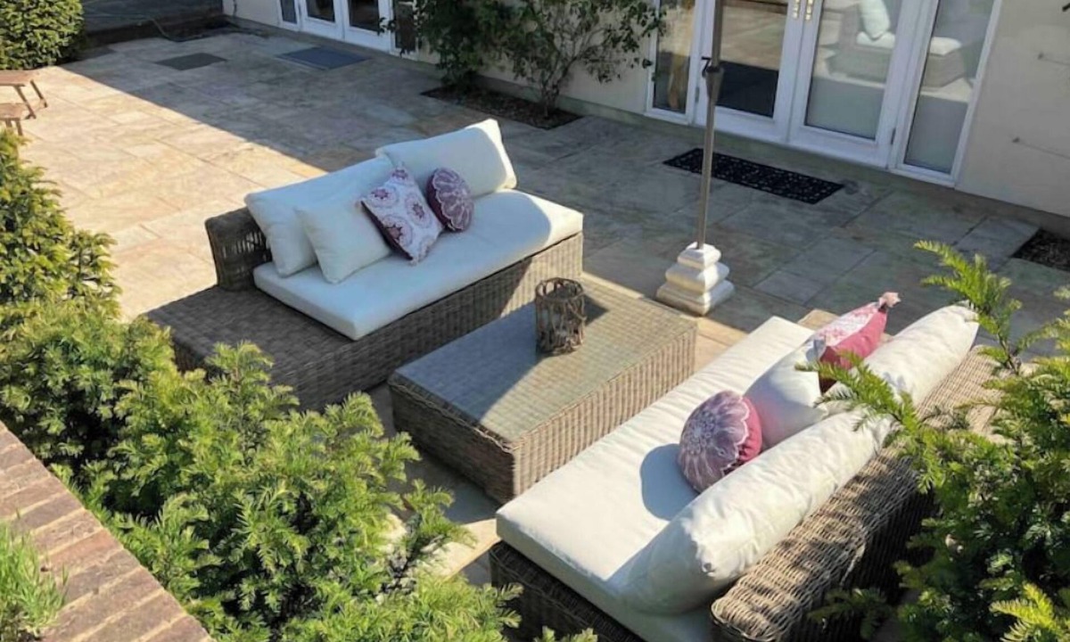 Shoreham Apartment | Garden View Apartment