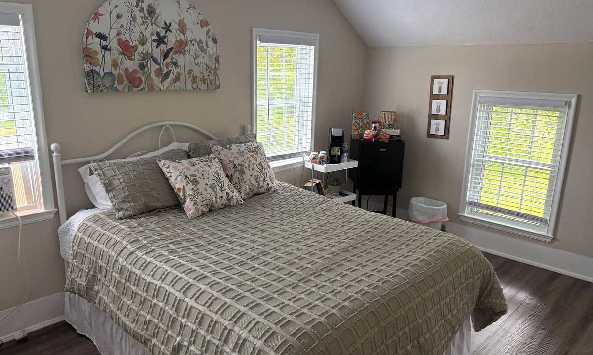 Lexington Other | Garden Wing - Michael Lynn Winery and Brewery