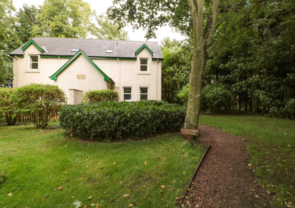 Duns House | Gardener's Cottage