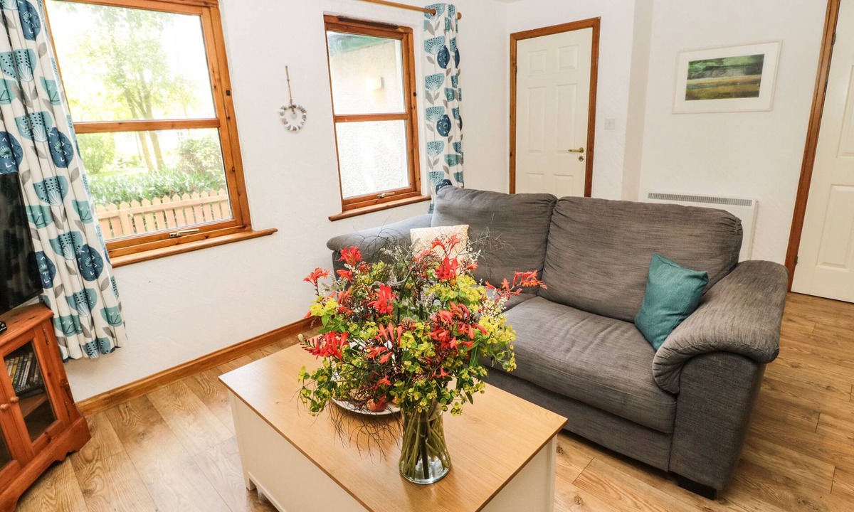 Duns Cottage | Gardener's Cottage