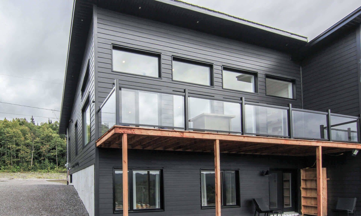 Saint-David-de-Falardeau Ski Chalet | Gardien de l'Ouest
