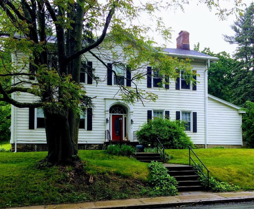 Troy Bed & Breakfast | Gardner Farm Inn