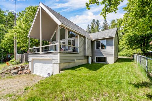 Sagle House | Garfield Bay View Home