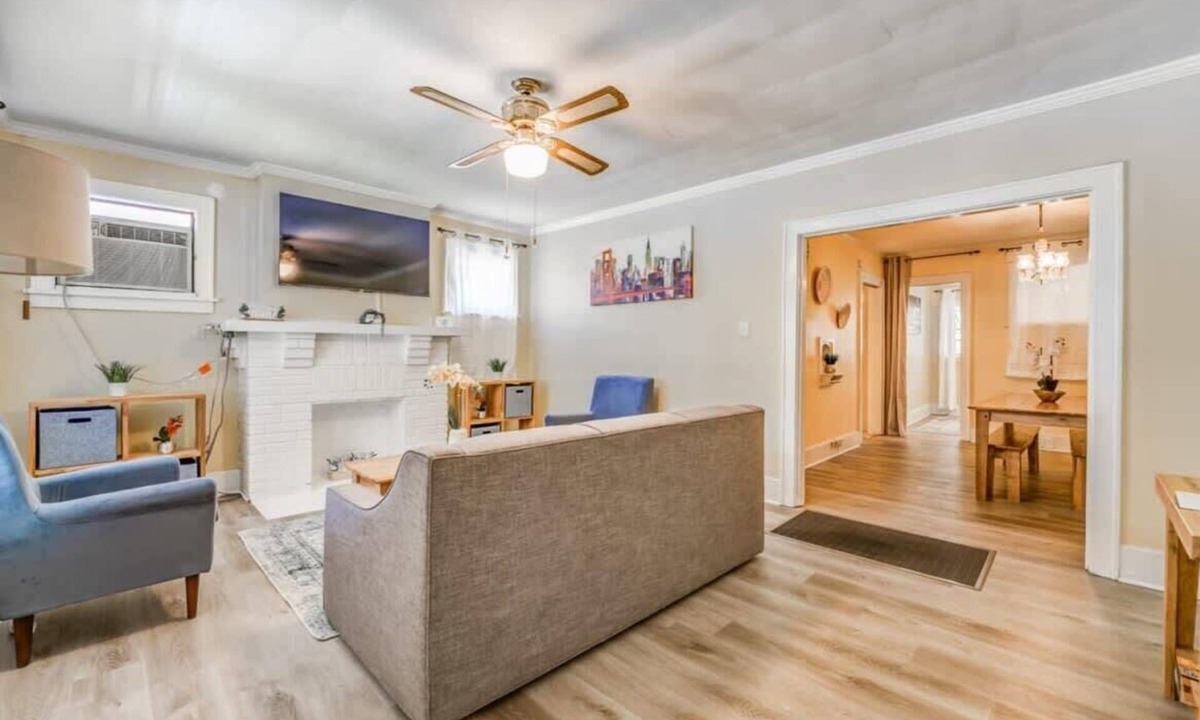 Vollintine-Evergreen House | Garland Haven Hideaway Unit A