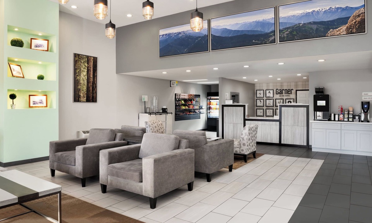 Auburn Hotel | Garner Auburn - Seattle by IHG