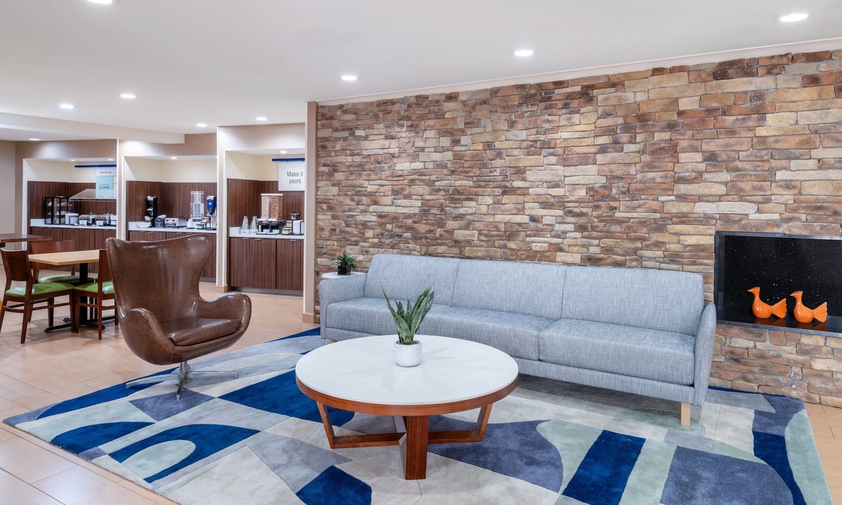 Macon Hotel | Garner Hotel Macon West by IHG