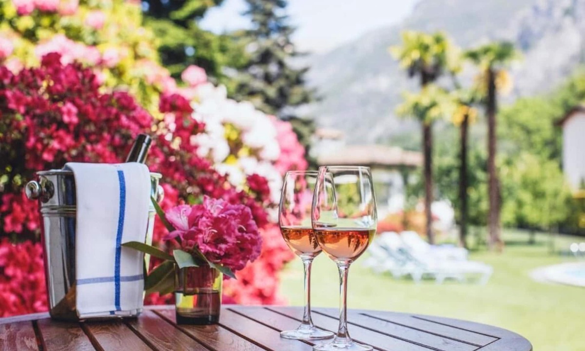 Arcegno Hotel | Garni Elena