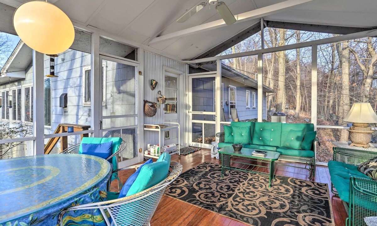 Garrison Cottage | Garrison Home, 11 Mi to Bear Mountain!