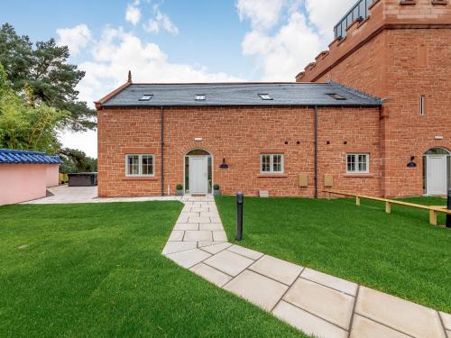 Wing House | Garth House - Castlesteads