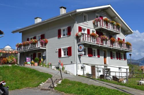 Tschappina Hotel | Gasthaus Alpina