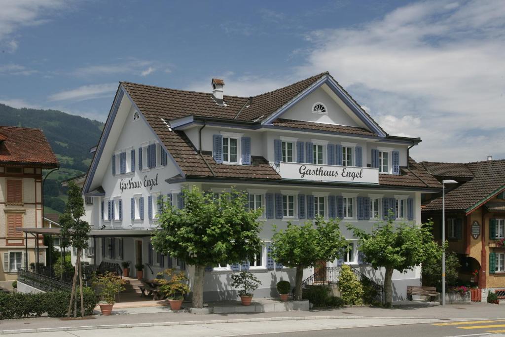 Sachseln Hotel | Gasthaus Engel