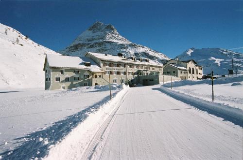 Pontresina Hotel | Gasthaus & Hotel Berninahaus