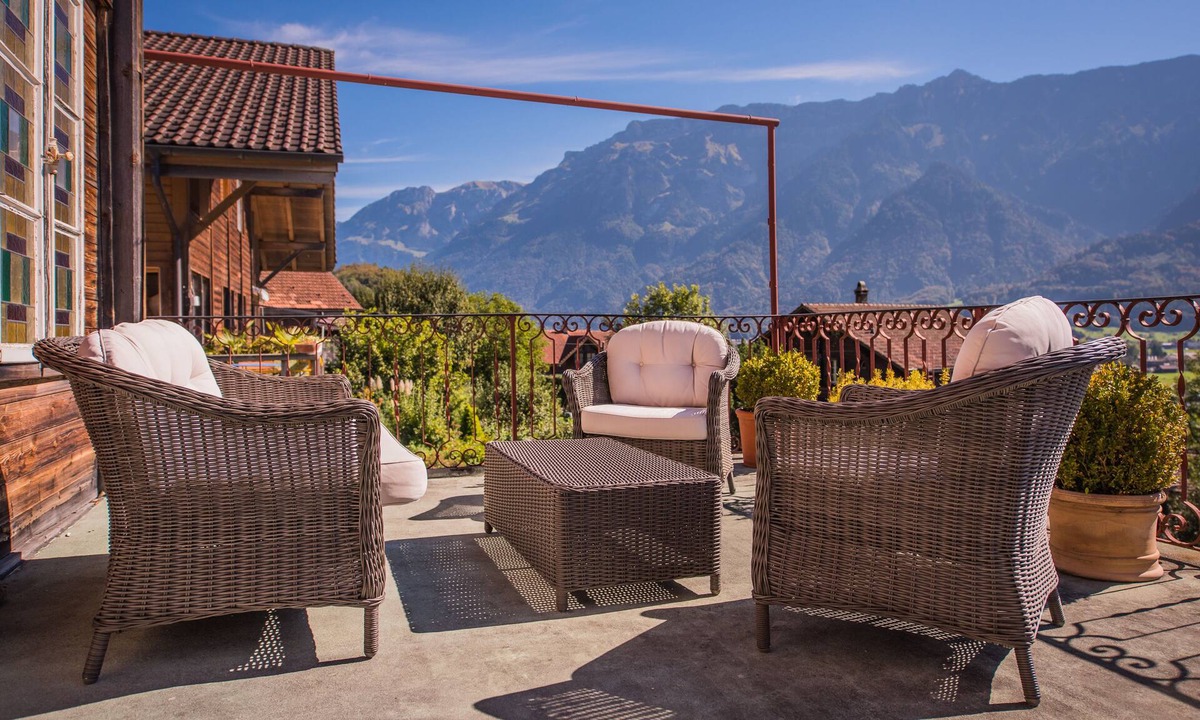 Goldswil Bed & Breakfast | Gasthof Schoenegg