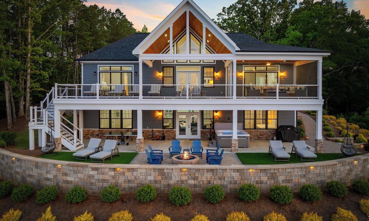 Littleton House | Gaston Shores/Boat Dock, Lake Access & Hot Tub