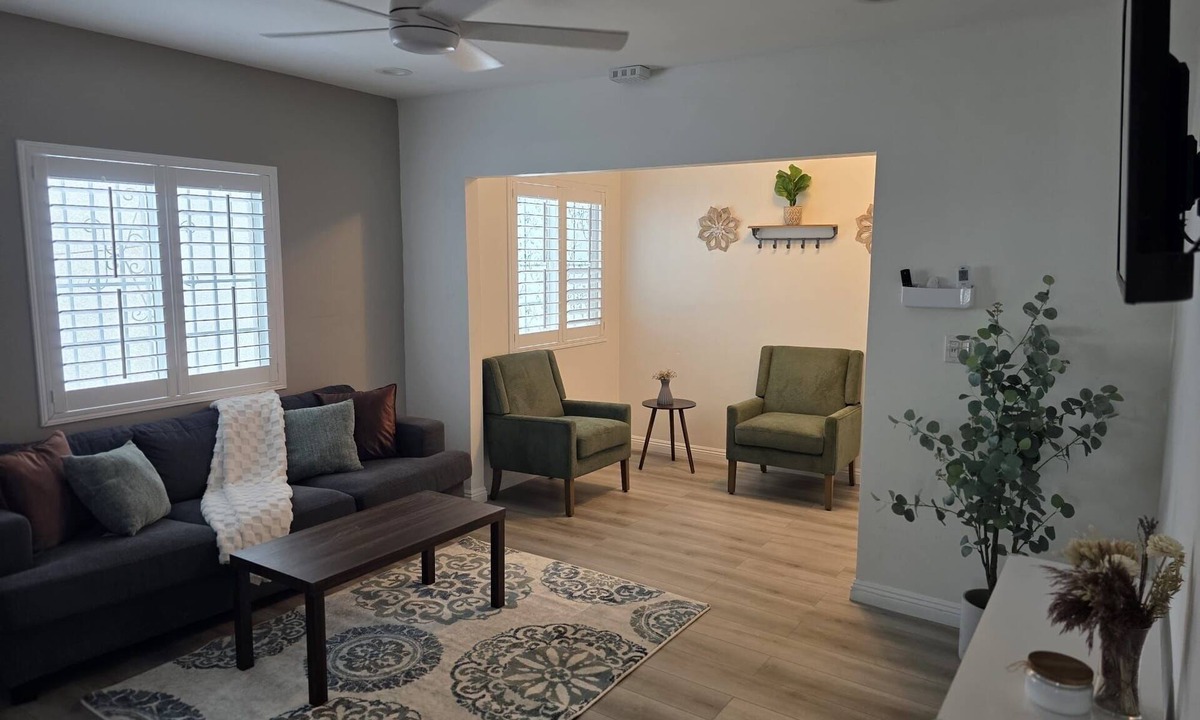 Central San Pedro House | GATED 3 BED, 2 BATH HOME WITH PARKING AND LAUNDRY!